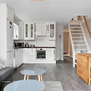 Entire Modern In Kista - Suitable For Four Persons , Stockholm Schweden