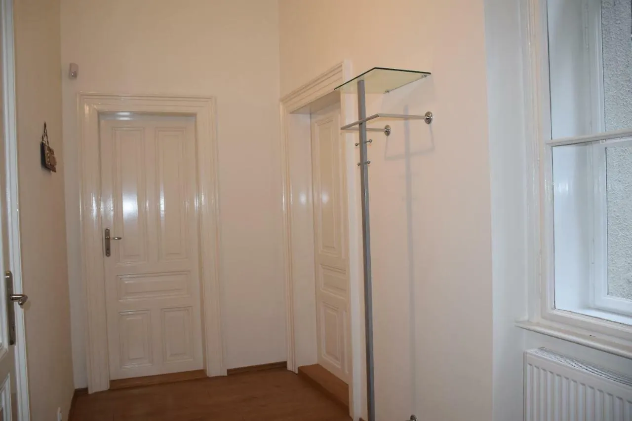 Tiva Downtown Apartments Prague