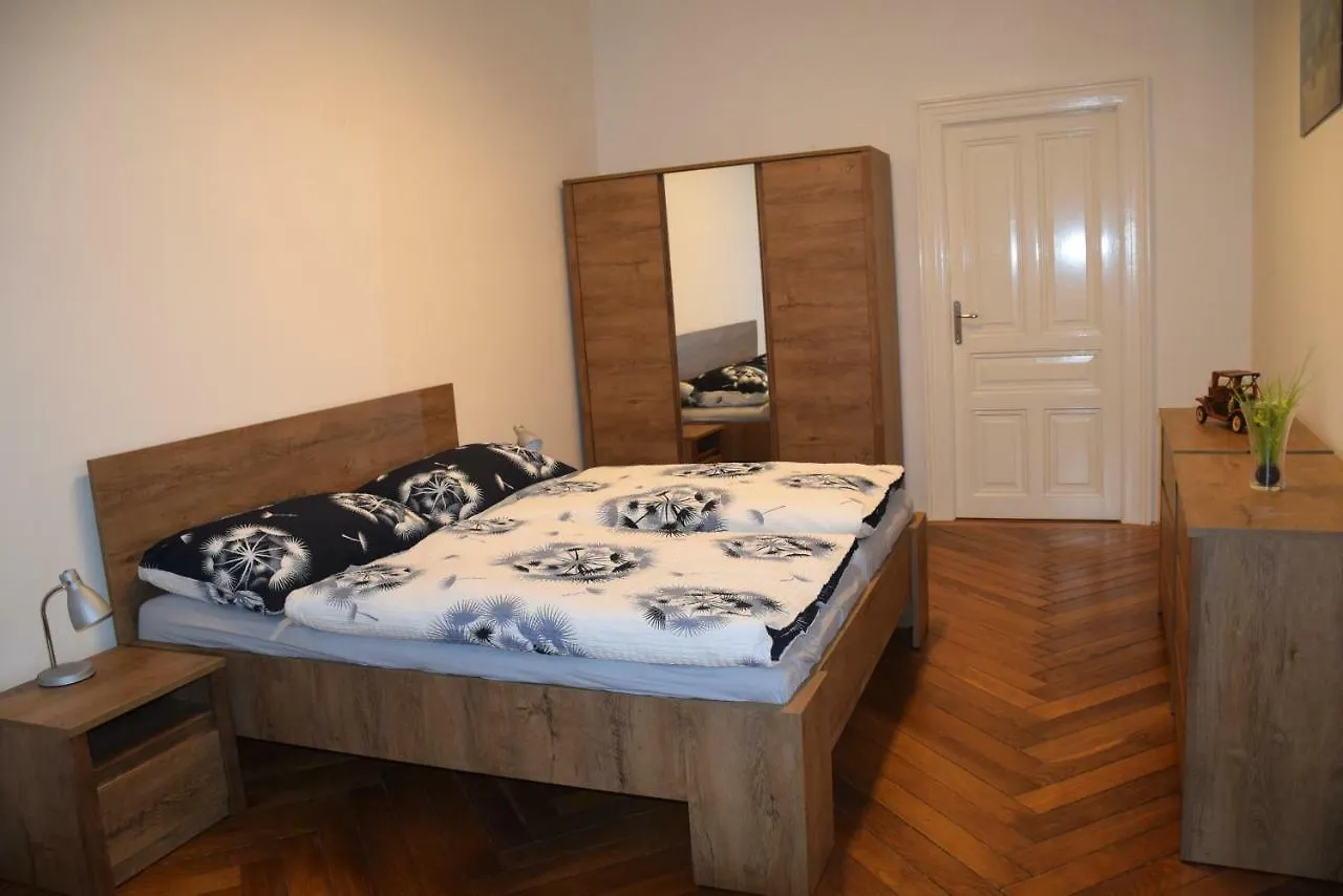 Tiva Downtown Apartments Prague